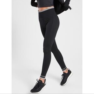 Athleta Andes Tight High Rise Leggings Black Size S Ribbed Warm Reflective